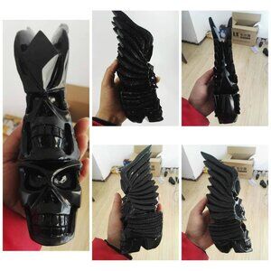 Obsidian Double Skull with Wings